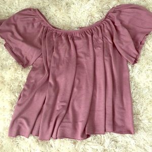 Top / Off the shoulder